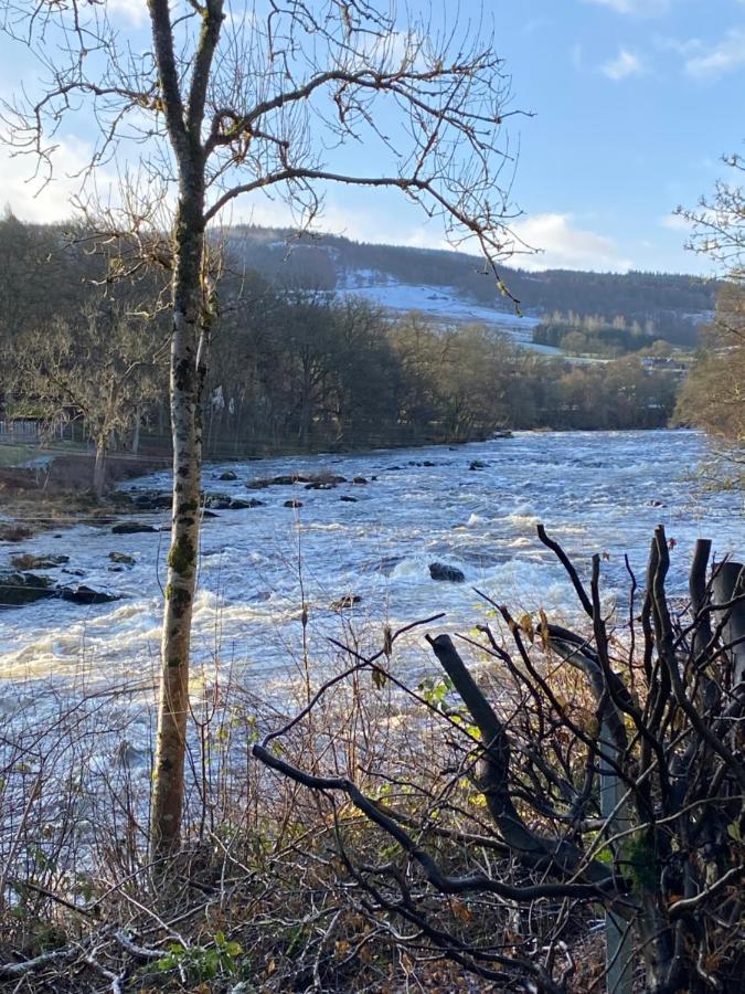 Cobbler'S Cottage At Kindrochet, Strathtay Pitlochry Exterior foto